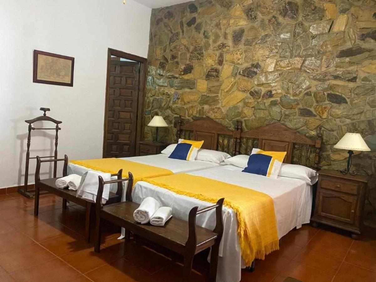 Hotel Rural Villa Torreaguila Бадахос Экстерьер фото